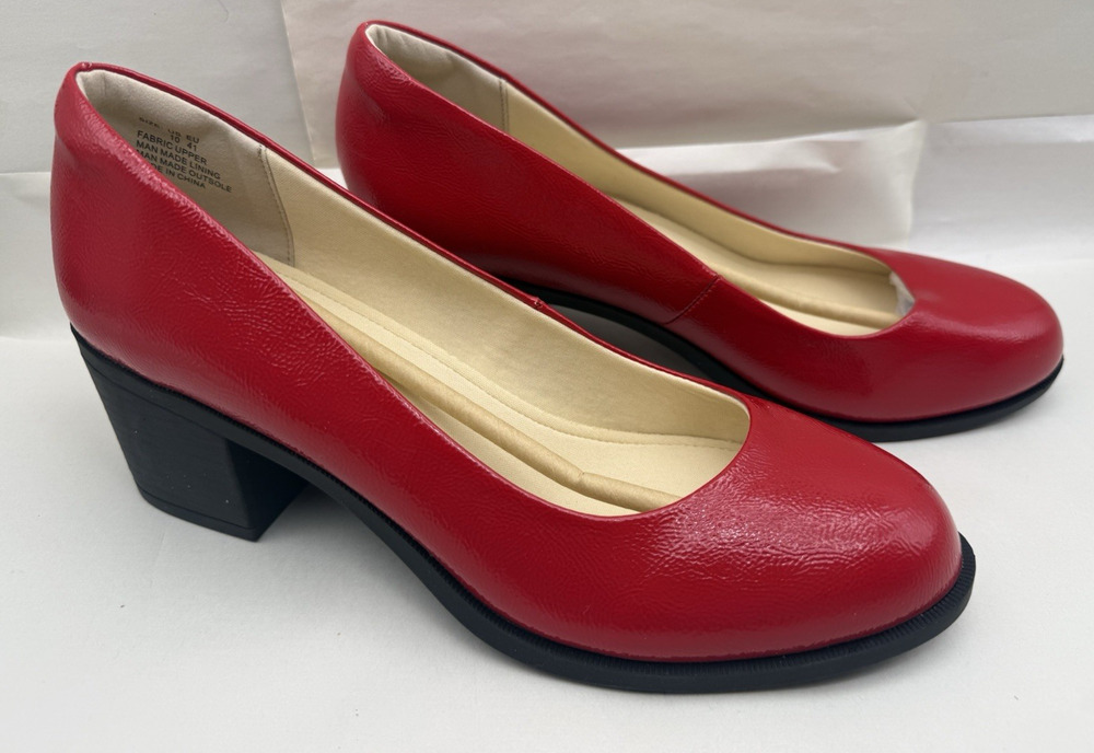 Classic Red Low Block Heel Pumps - Unbranded